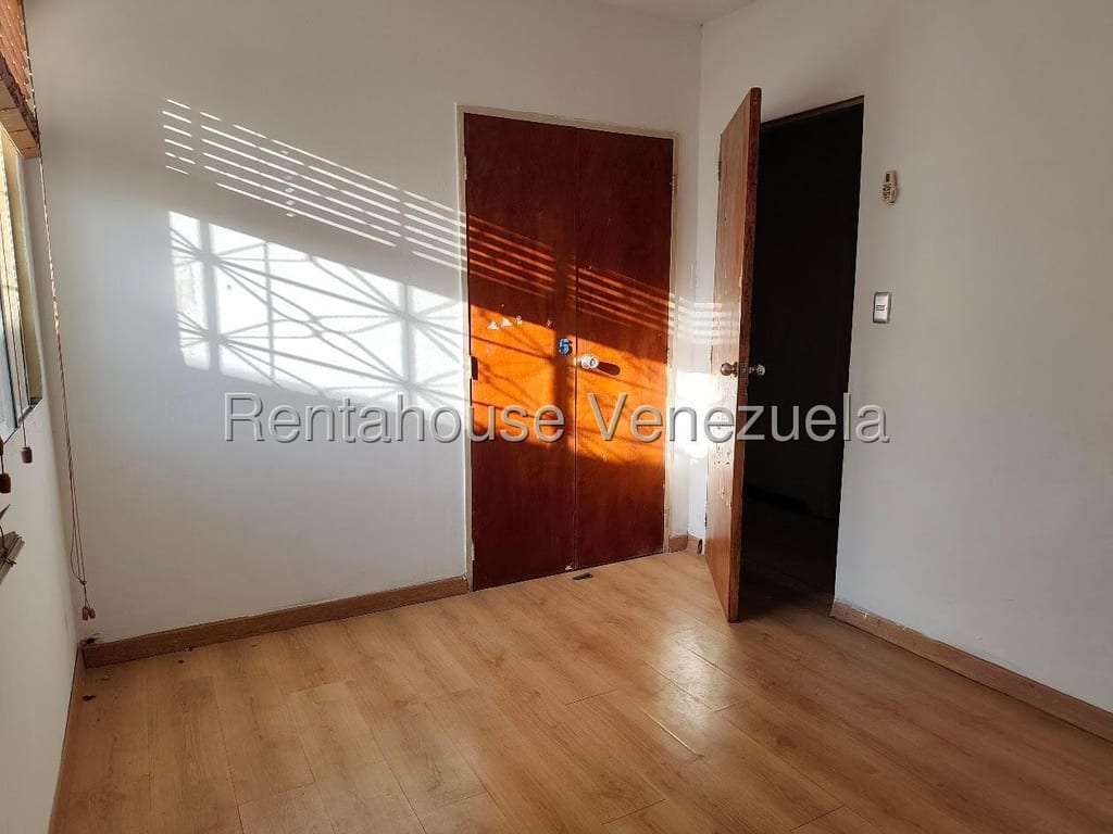 Casa en La California Sur, Caracas