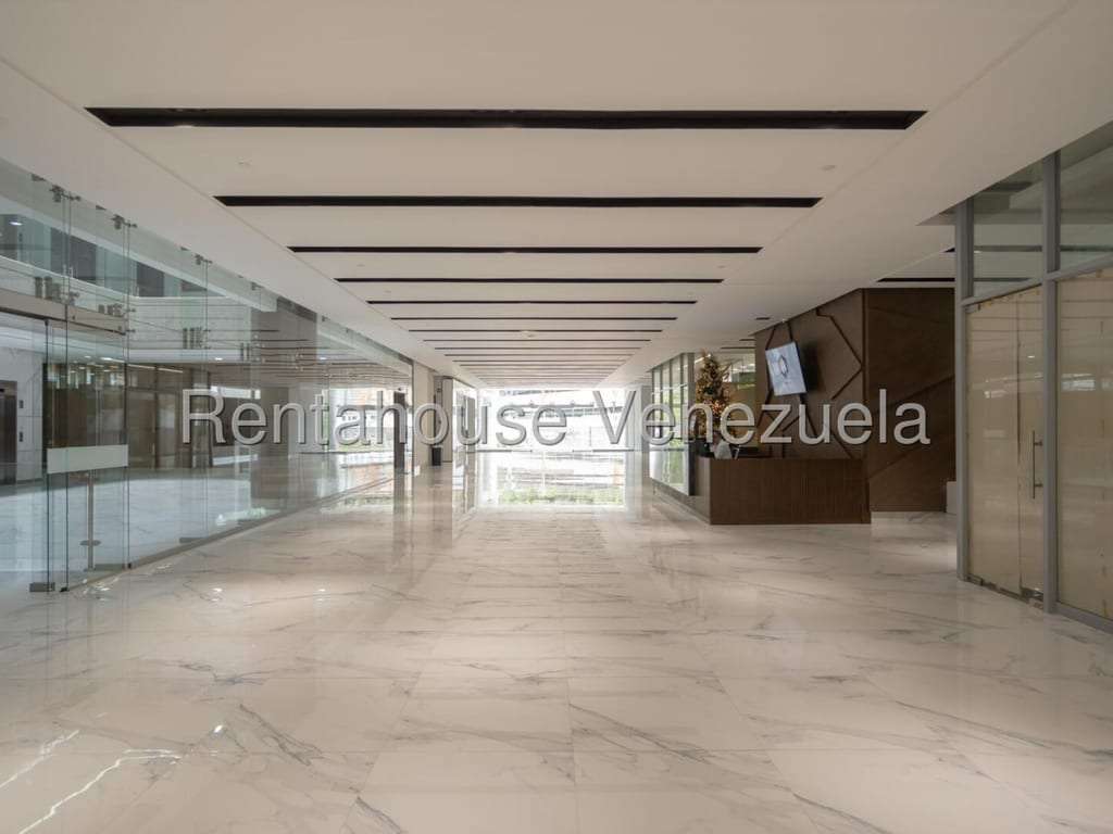 Office in Los Naranjos (del Cafetal), Caracas - 1