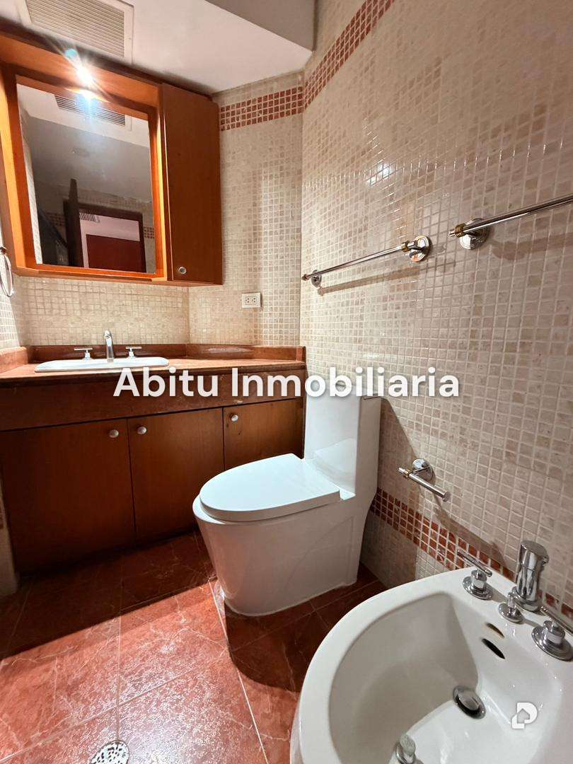 Apartamento en La Lagunita, Caracas – 16