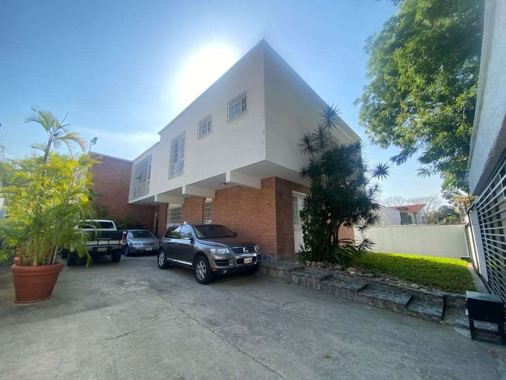 Edificio en La Floresta, Caracas - 1