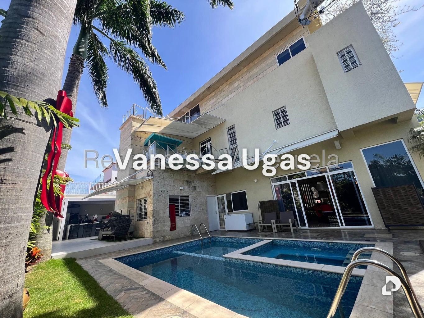 Casa en Santa Paula, Caracas – 1
