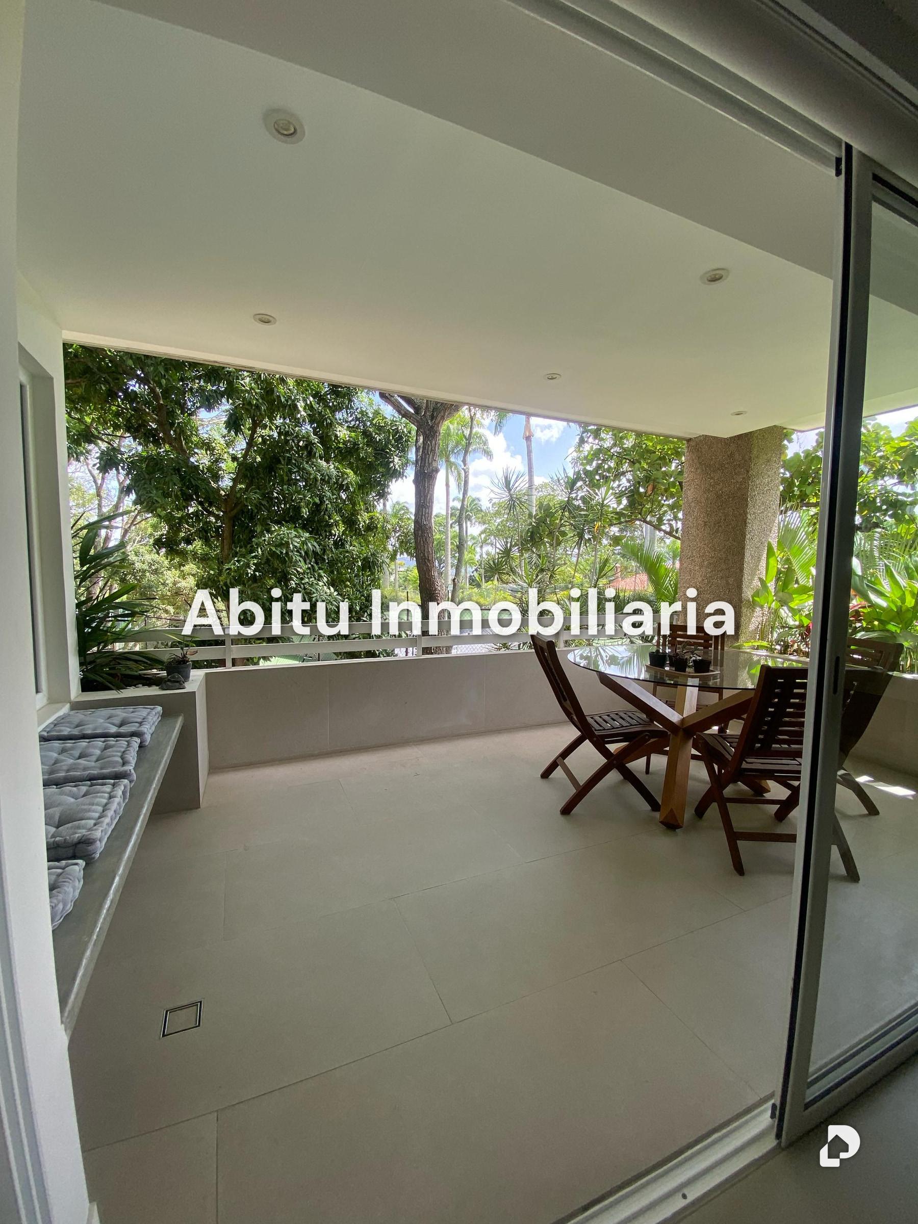 Apartment in La Castellana, Caracas – 4