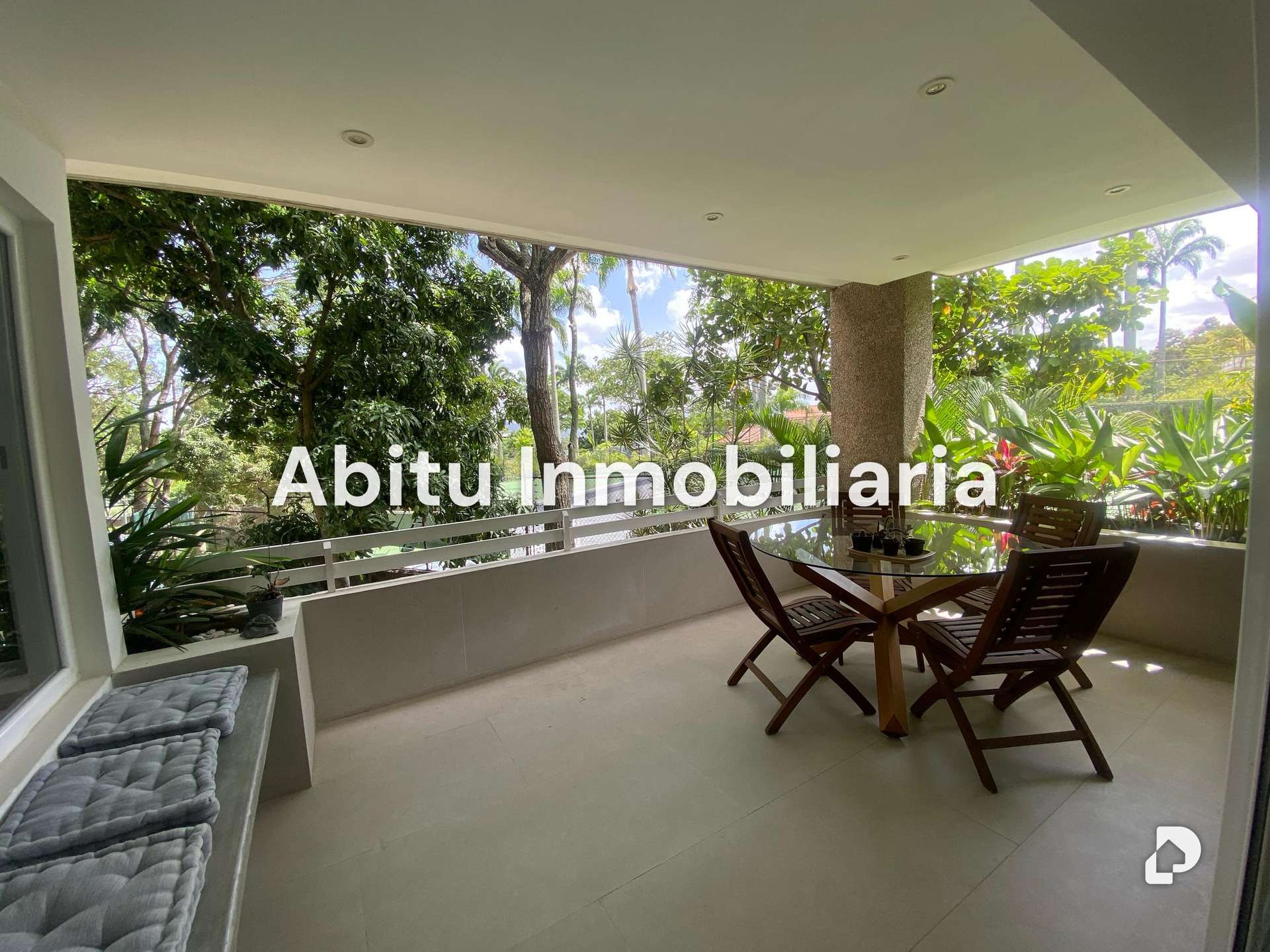 Apartment in La Castellana, Caracas – 3