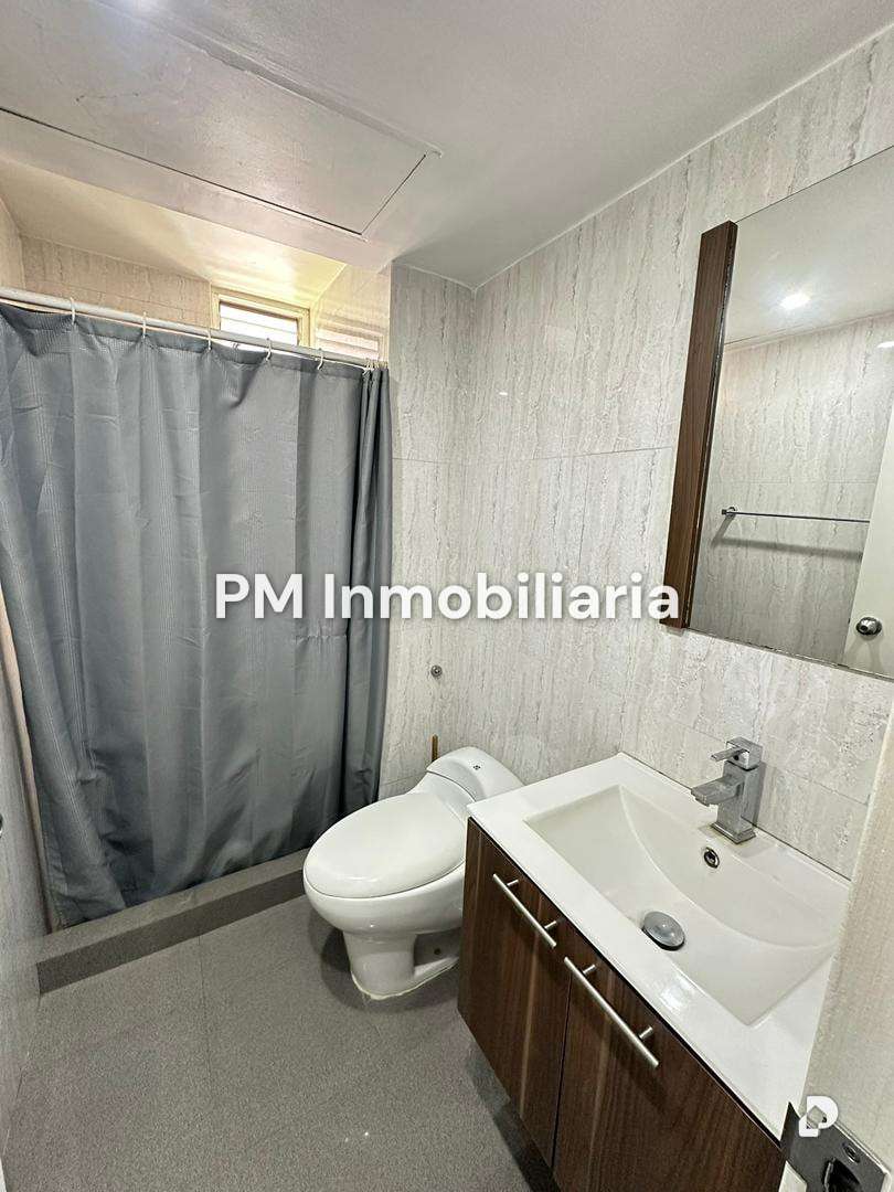 Apartamento en Campo Alegre, Caracas – 16