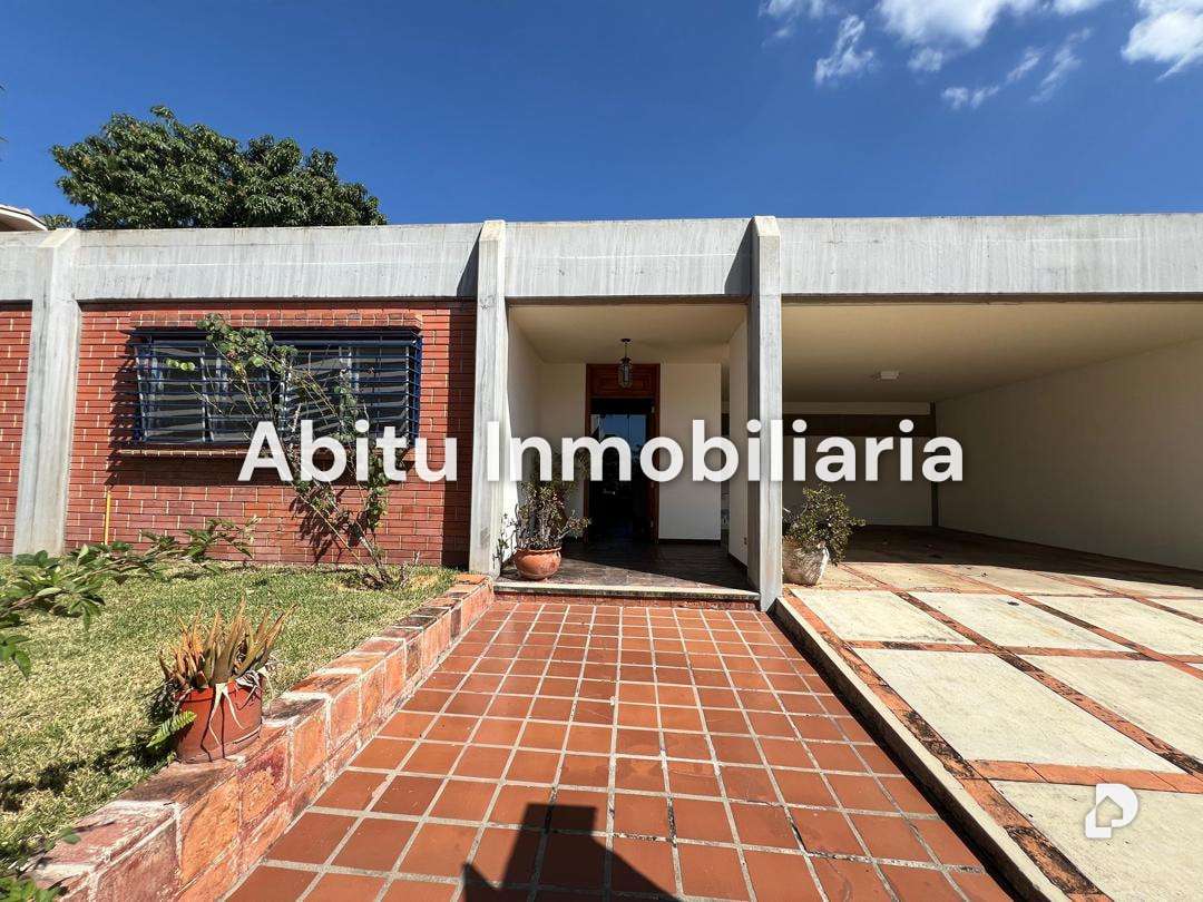 Casa en Colinas de Tamanaco, Caracas – 3