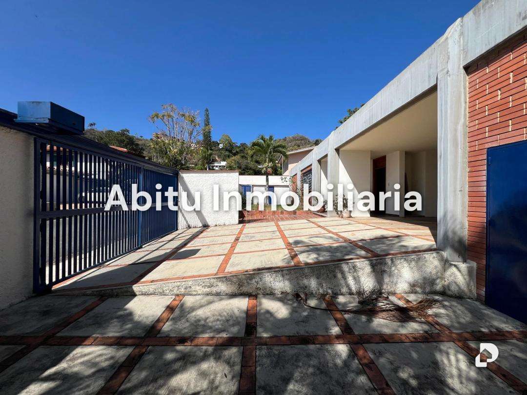Casa en Colinas de Tamanaco, Caracas – 1