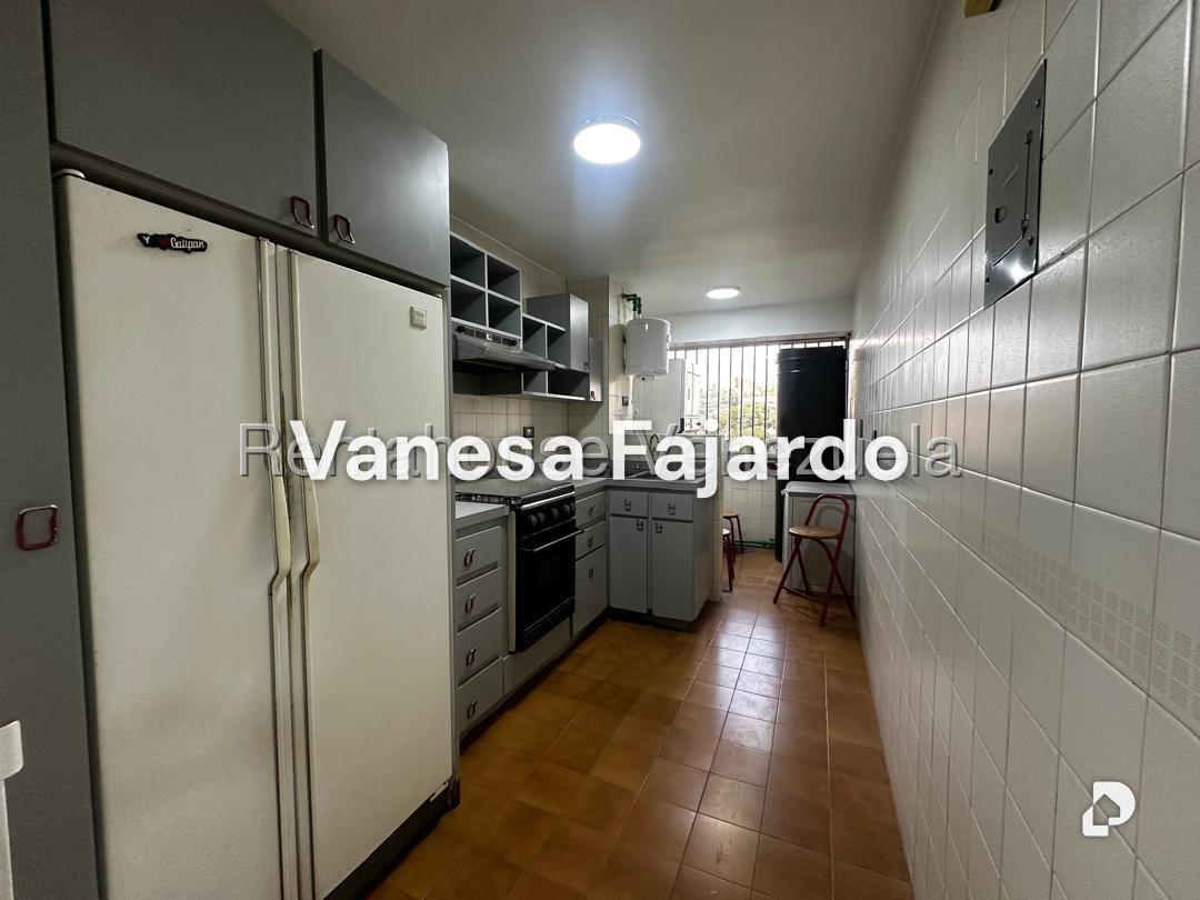 Apartamento en Prado Humboldt, Caracas – 3