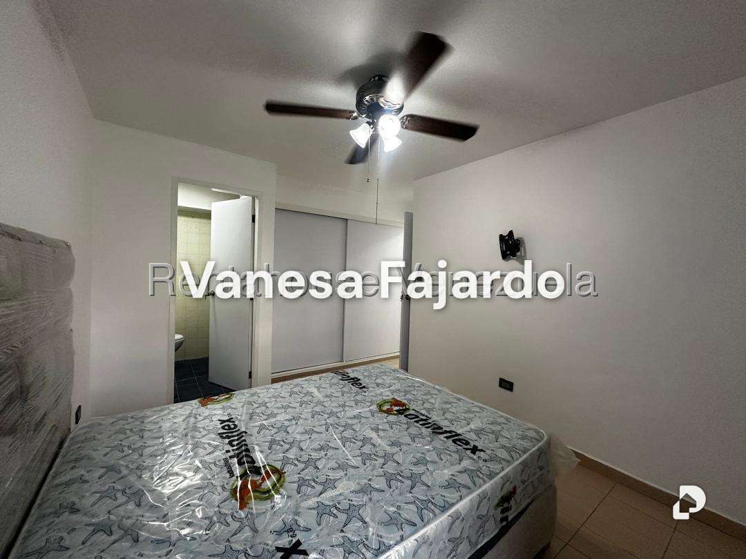Apartamento en Prado Humboldt, Caracas – 23