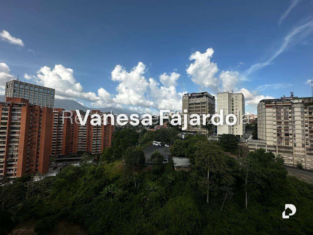 Apartamento en Prado Humboldt, Caracas – 13
