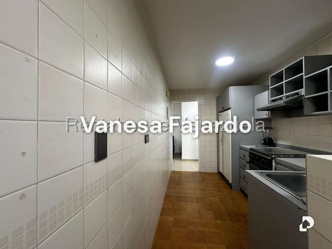 Apartamento en Prado Humboldt, Caracas – 9