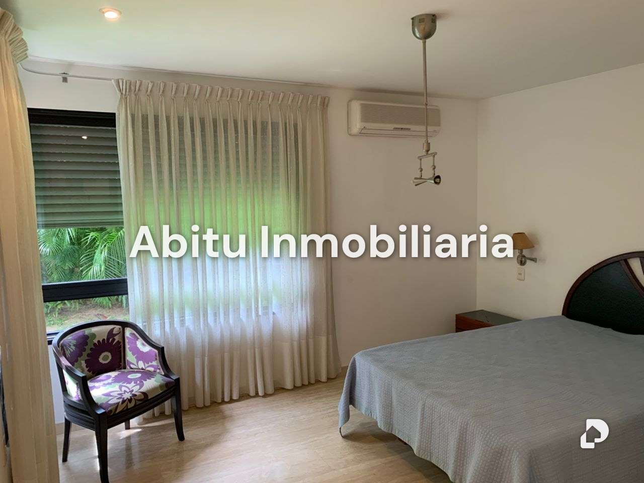 Apartment in Alta Florida, Caracas – 12