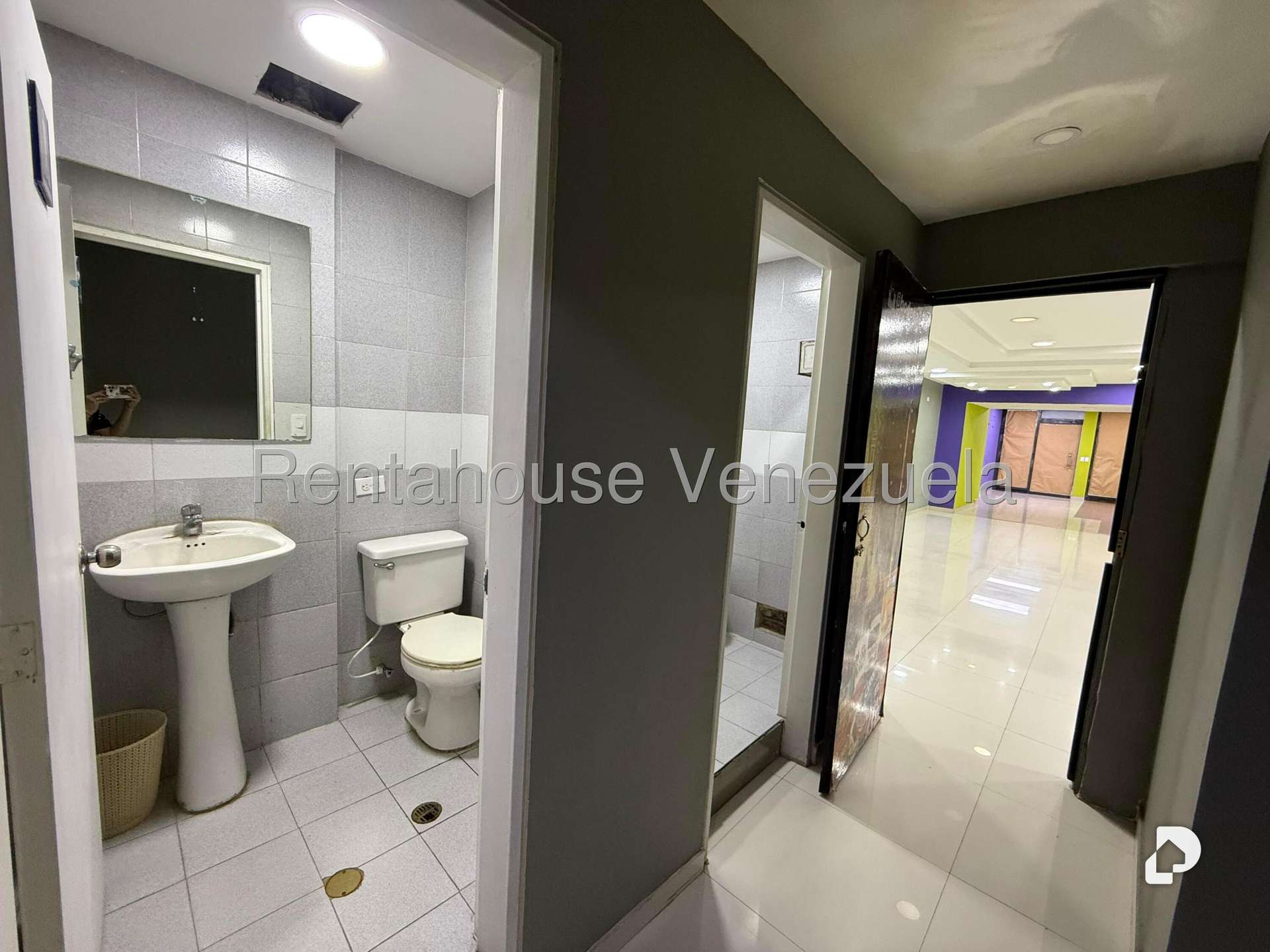 Local comercial en Santa Rosa de Lima, Caracas – 14