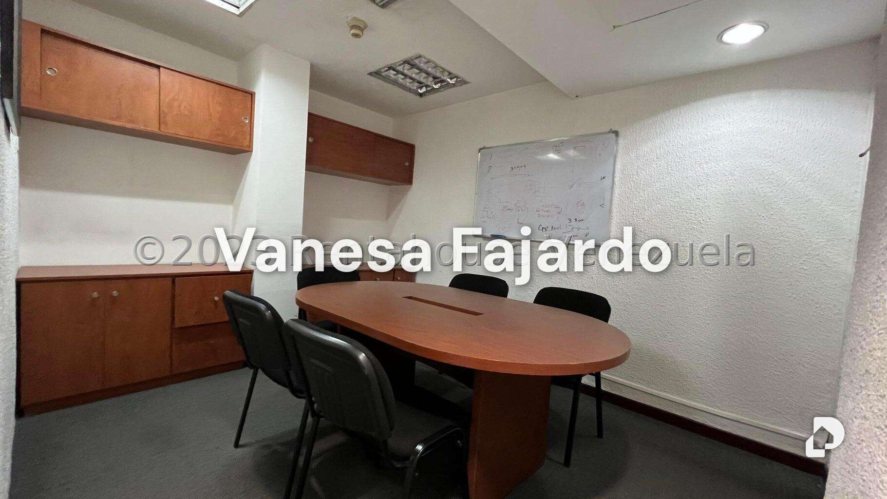 Edificio en Bello Monte, Caracas – 9