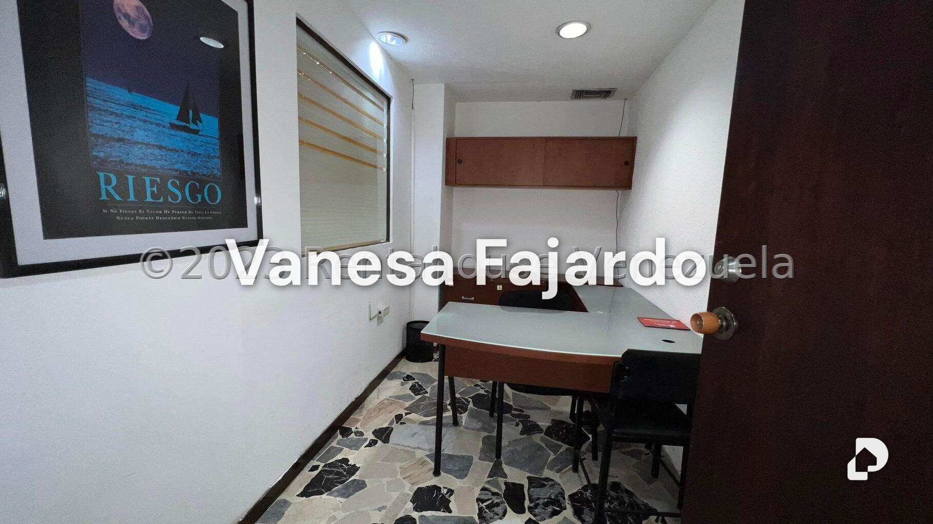 Edificio en Bello Monte, Caracas – 8