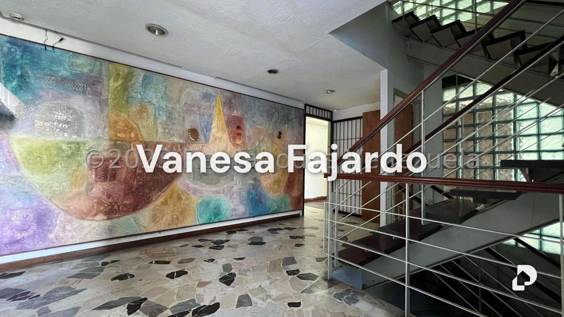 Edificio en Bello Monte, Caracas – 1