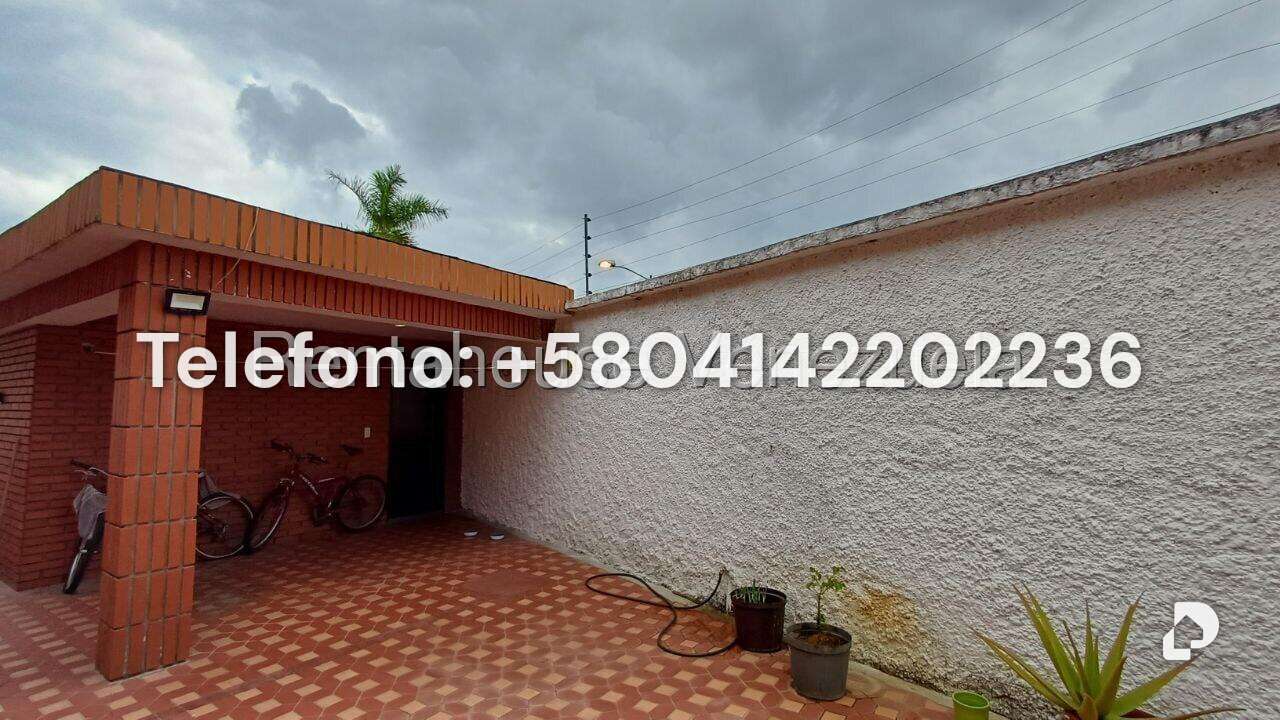 Casa en Prados del Este, Caracas – 43