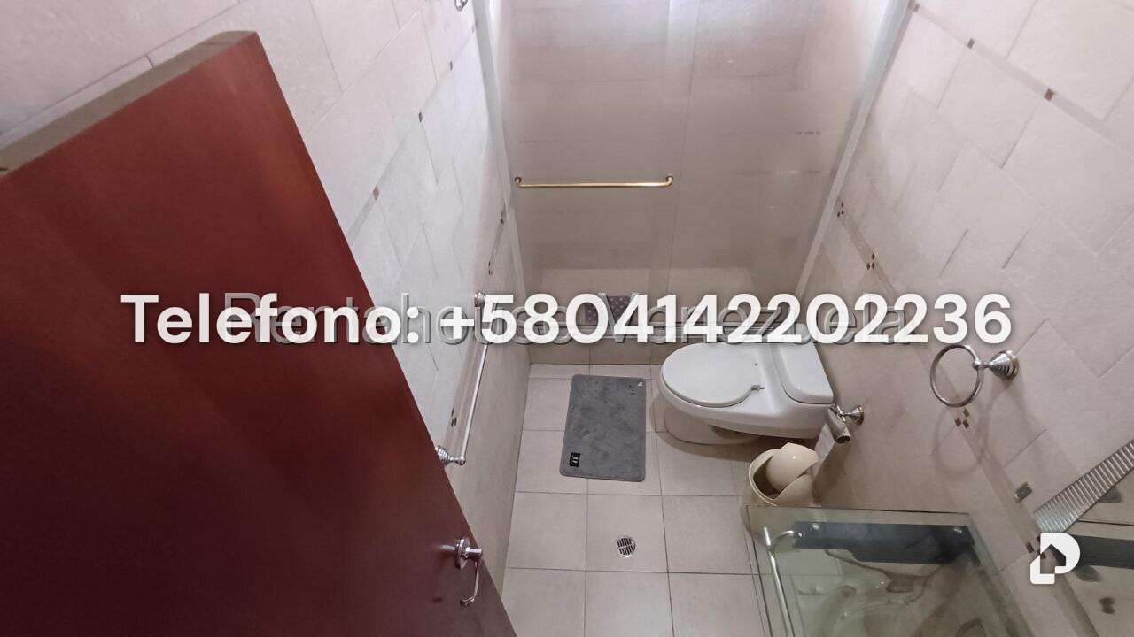 House in Prados del Este, Caracas – 31