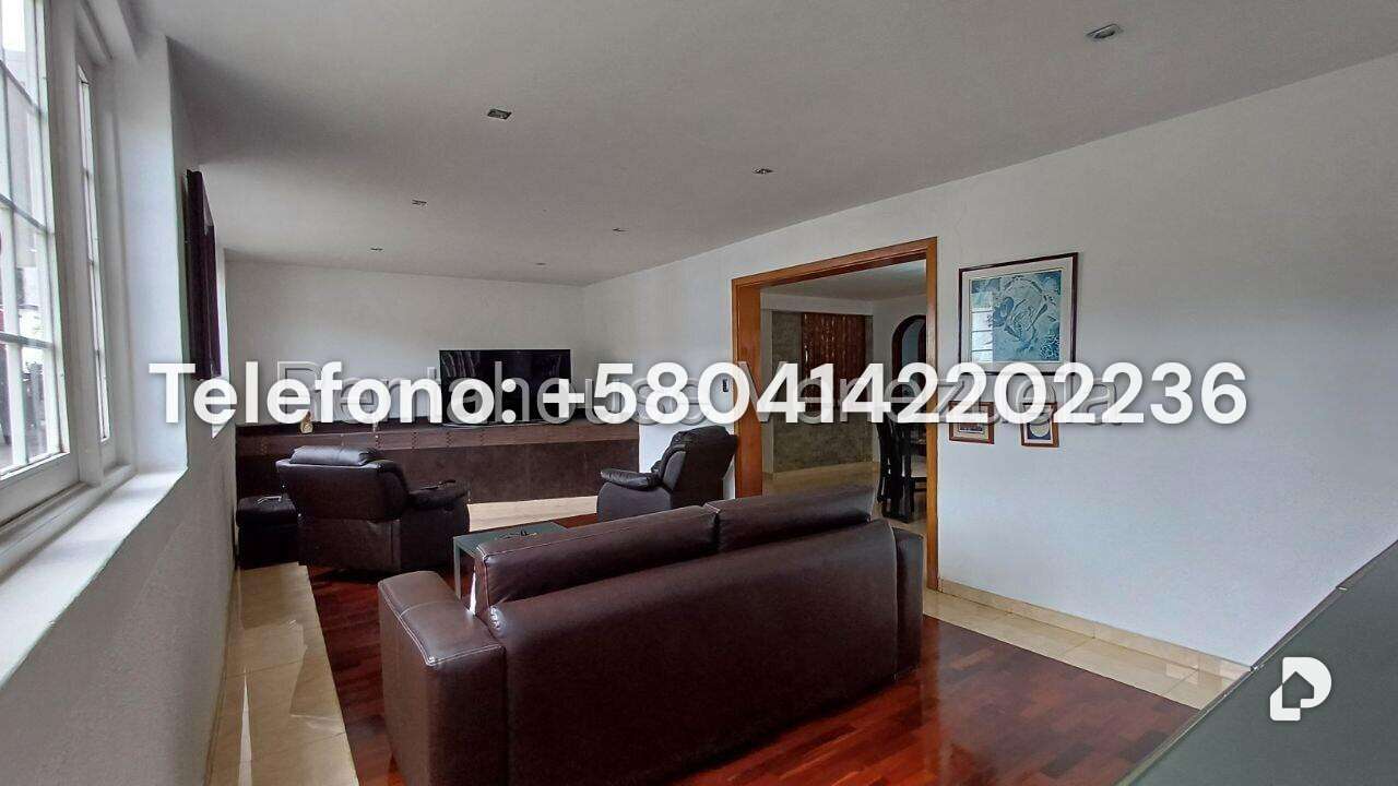 Casa en Prados del Este, Caracas – 13