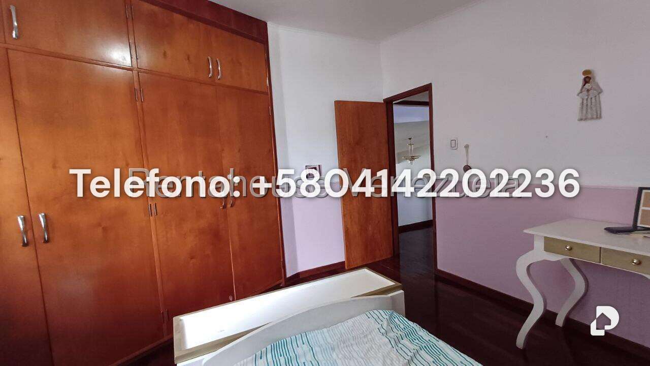 House in Prados del Este, Caracas – 30