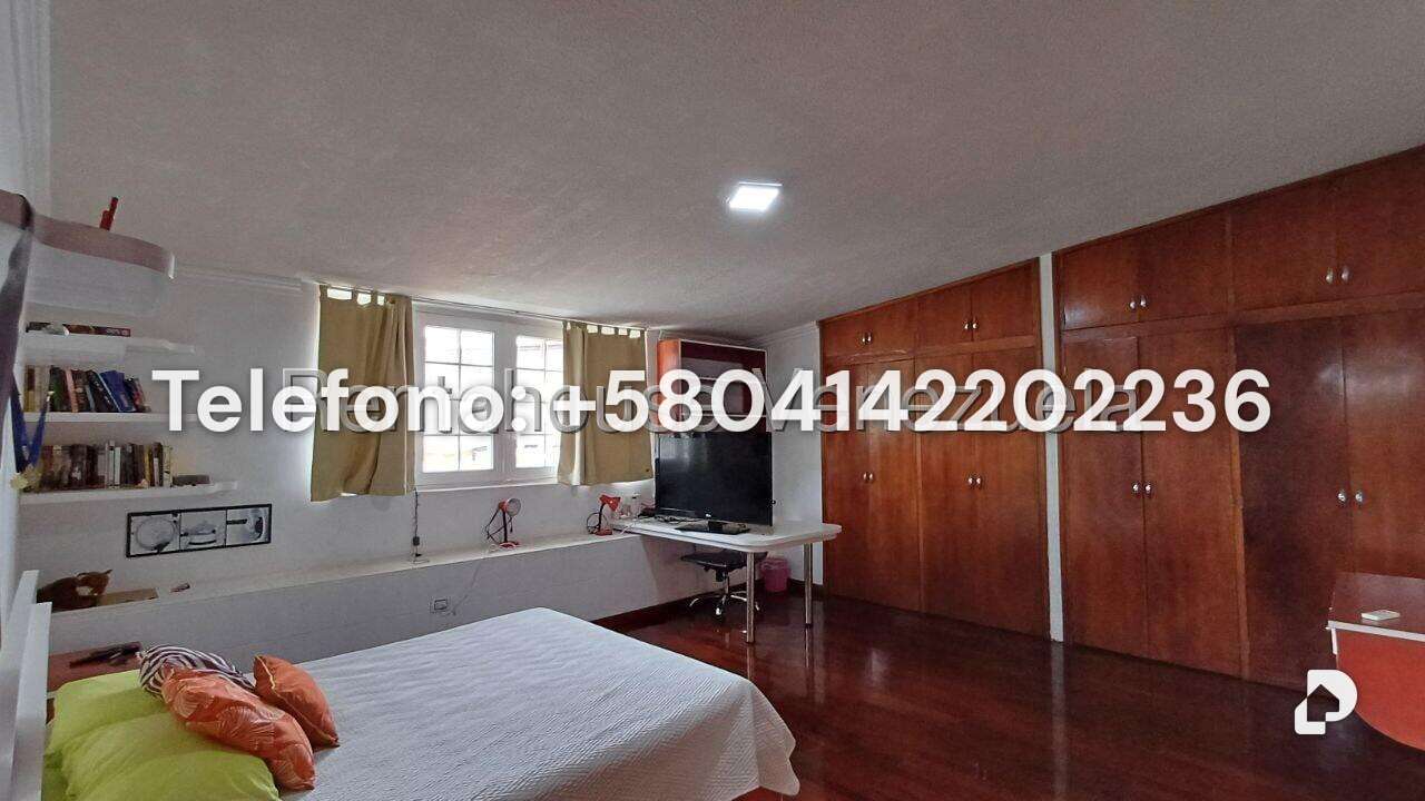 Casa en Prados del Este, Caracas – 24