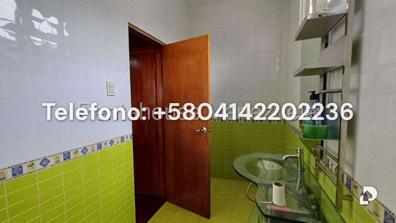 House in Prados del Este, Caracas – 28