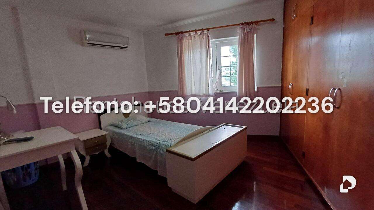 Casa en Prados del Este, Caracas – 29