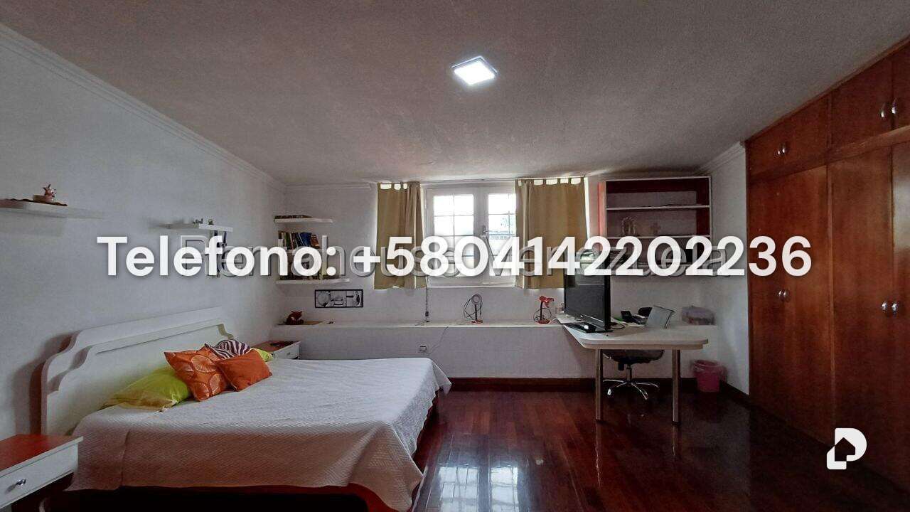 House in Prados del Este, Caracas – 26