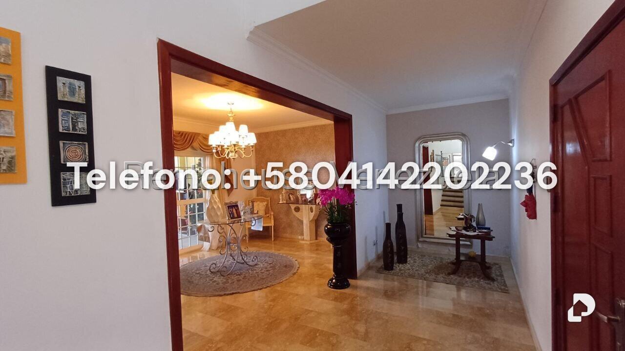 House in Prados del Este, Caracas – 2