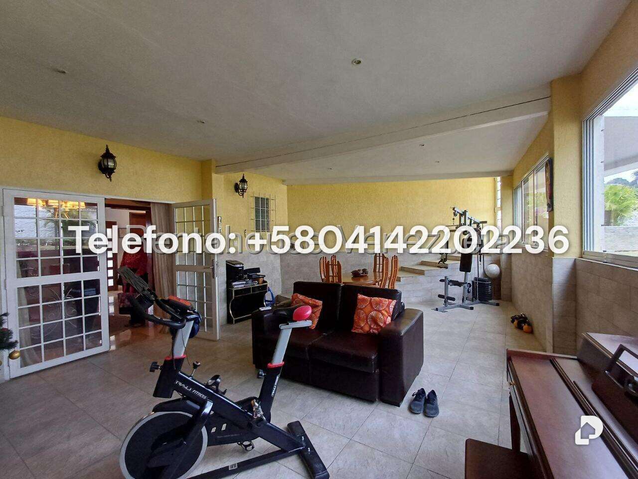 House in Prados del Este, Caracas – 16
