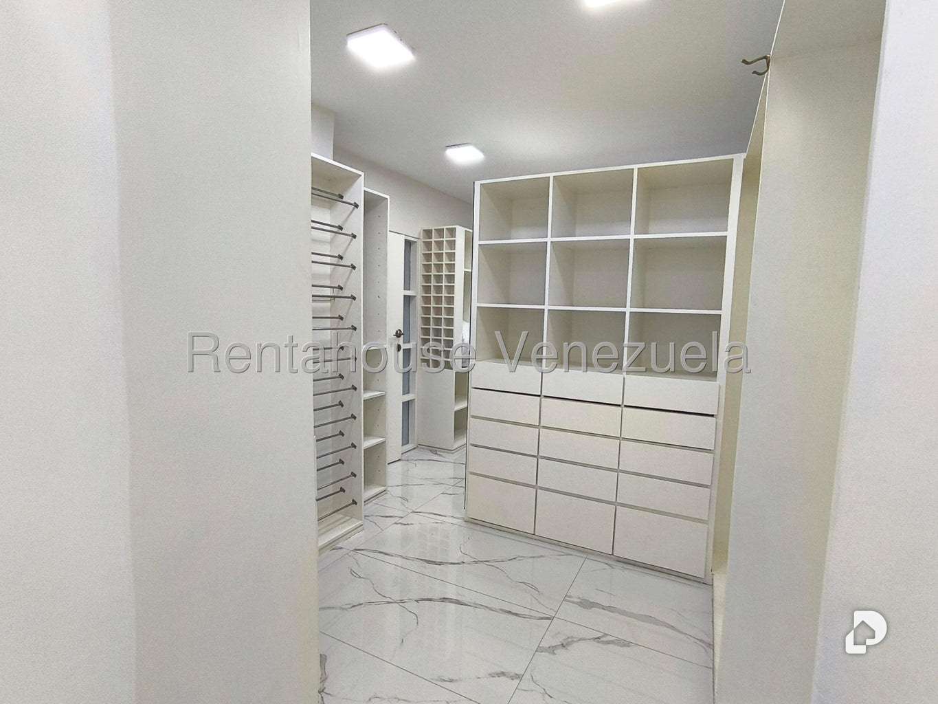 Apartamento en Santa Fe Norte, Caracas – 50