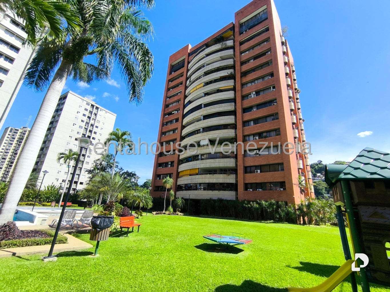 Apartamento en Santa Fe Norte, Caracas – 62
