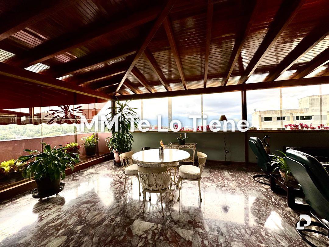 Apartamento en Manzanares, Caracas – 2