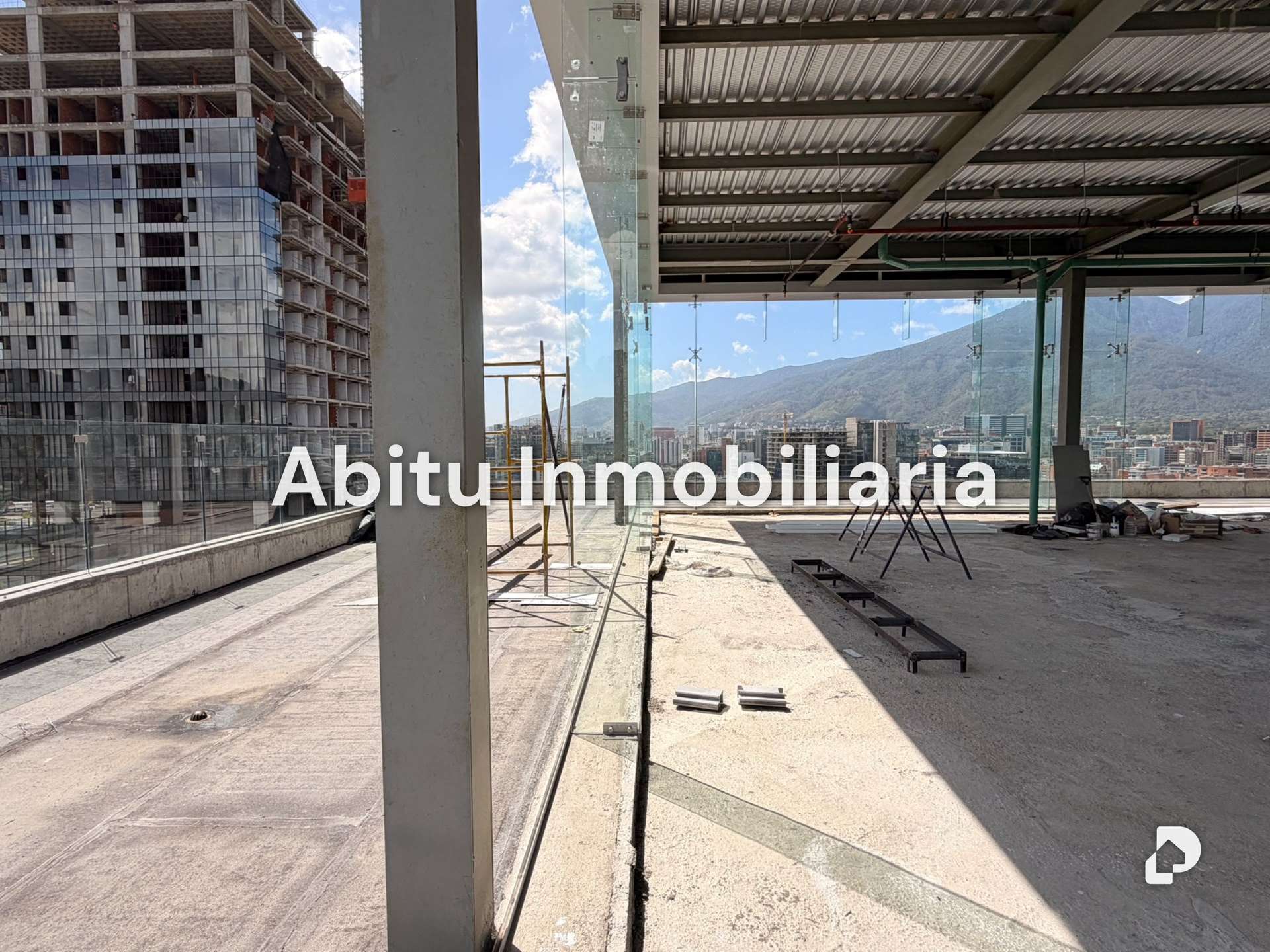 Oficina en Las Mercedes, Caracas – 10