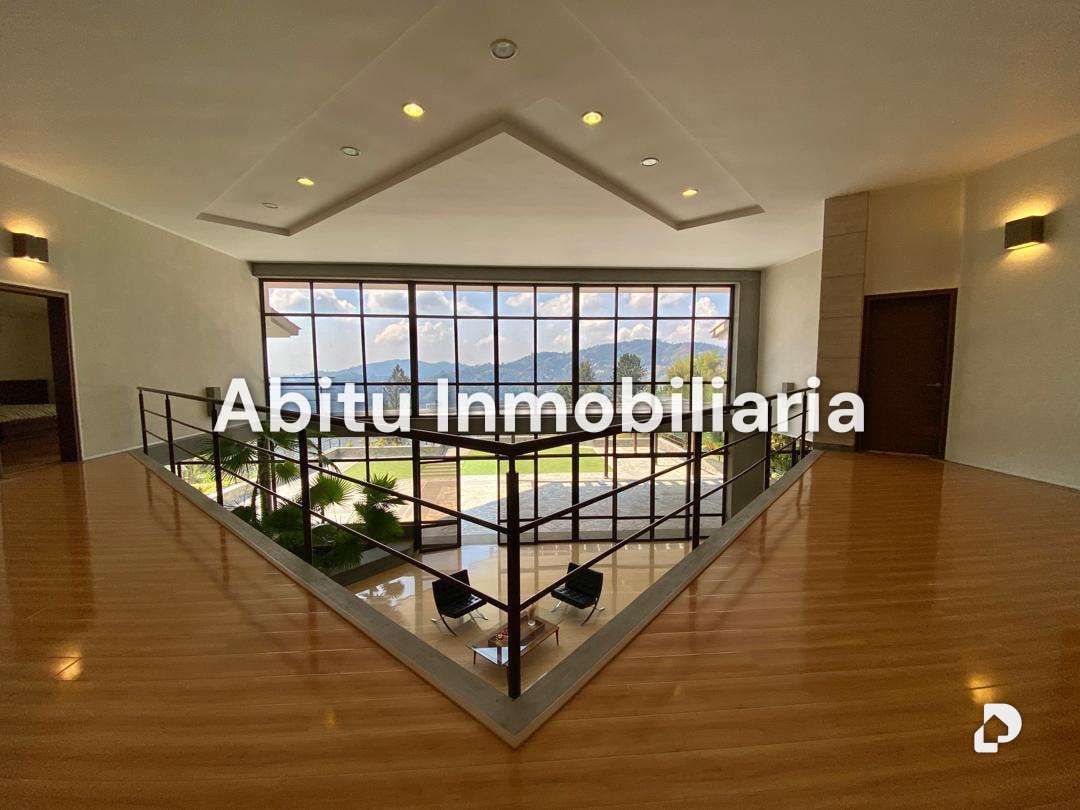 Casa en Los Guayabitos, Caracas – 9