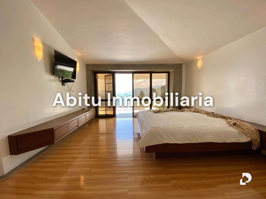 Casa en Los Guayabitos, Caracas – 15