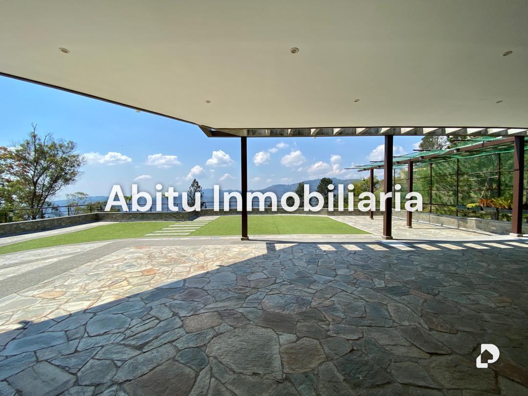 Casa en Los Guayabitos, Caracas – 4