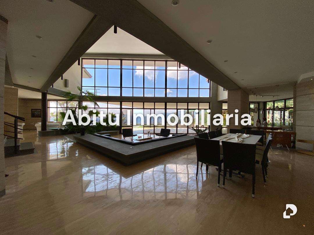 Casa en Los Guayabitos, Caracas – 5