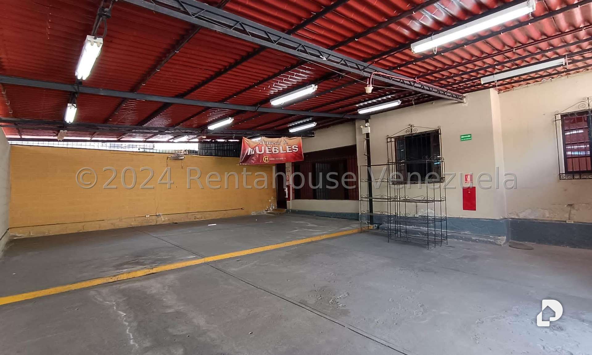 Local comercial en Montecristo, Caracas – 17