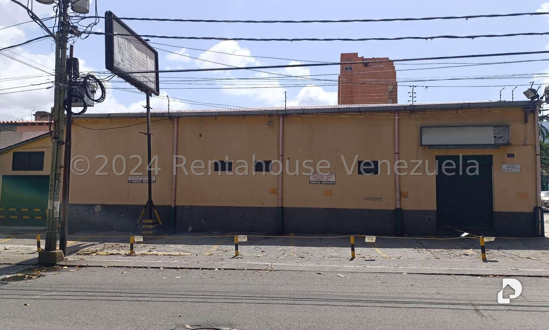 Local comercial en Montecristo, Caracas – 2