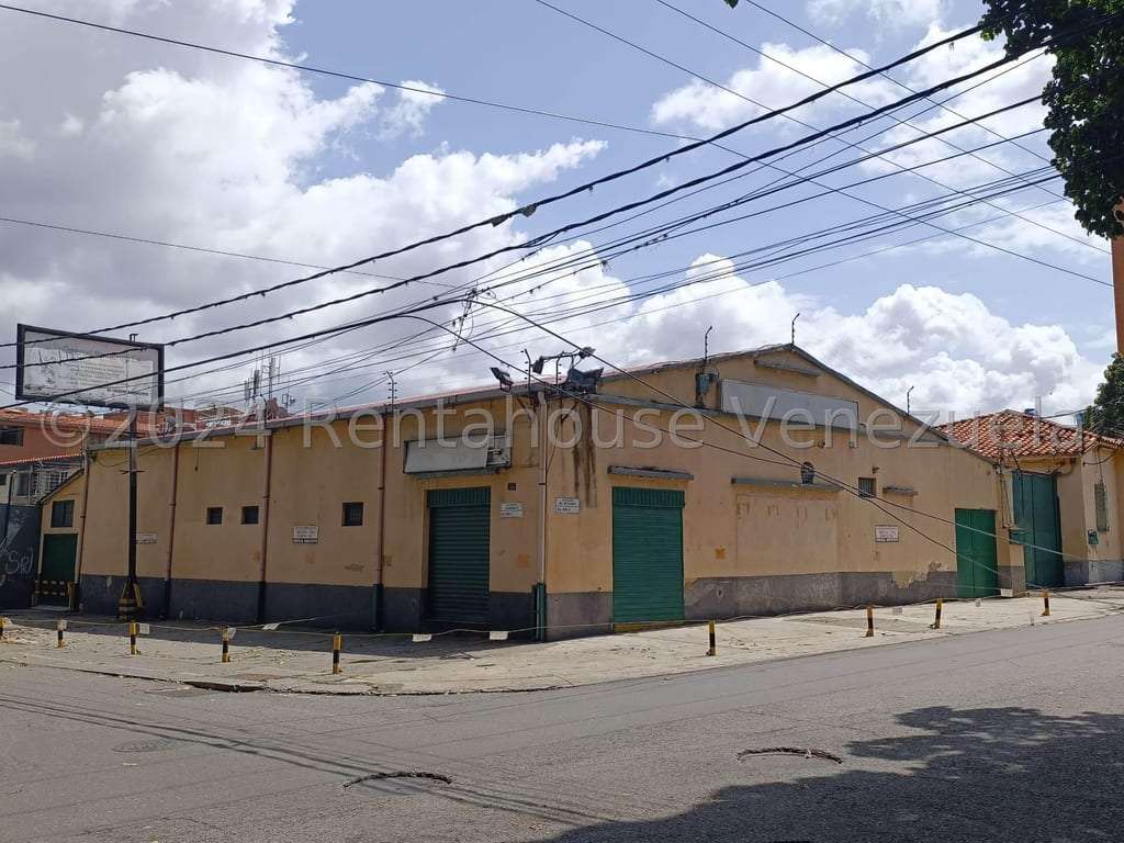 Local comercial en Montecristo, Caracas - 1