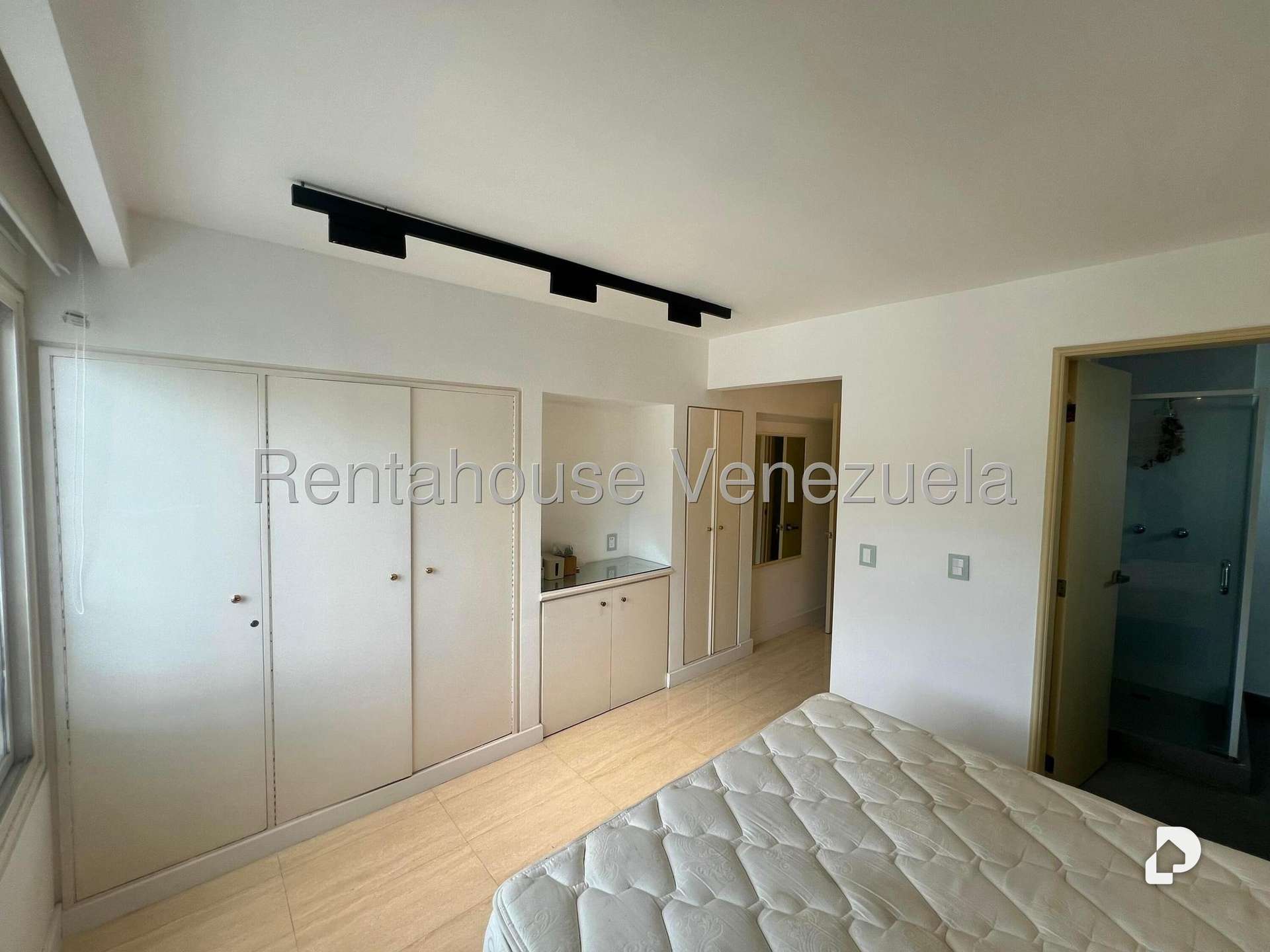 Apartamento en El Cigarral, Caracas – 15