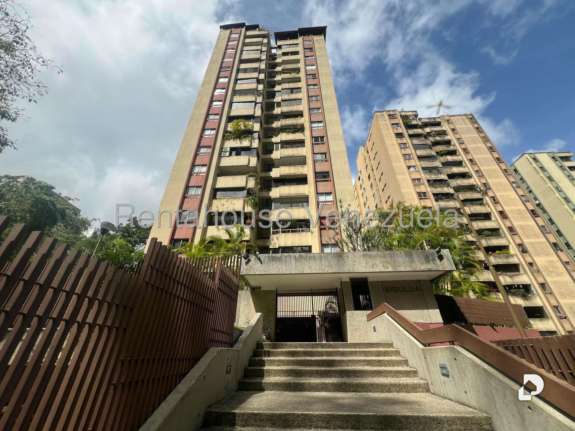 Apartamento en El Cigarral, Caracas – 1