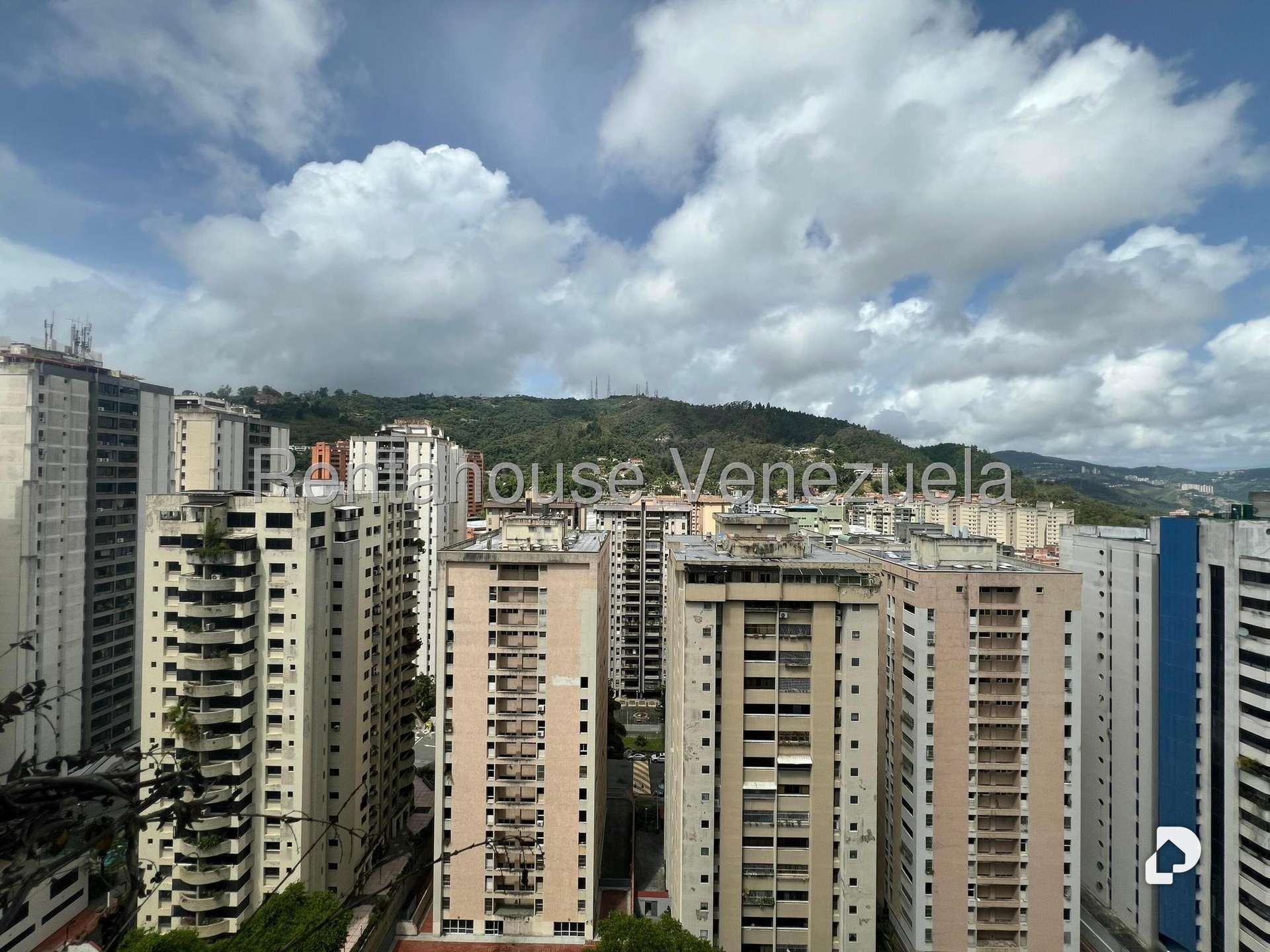 Apartamento en El Cigarral, Caracas – 18