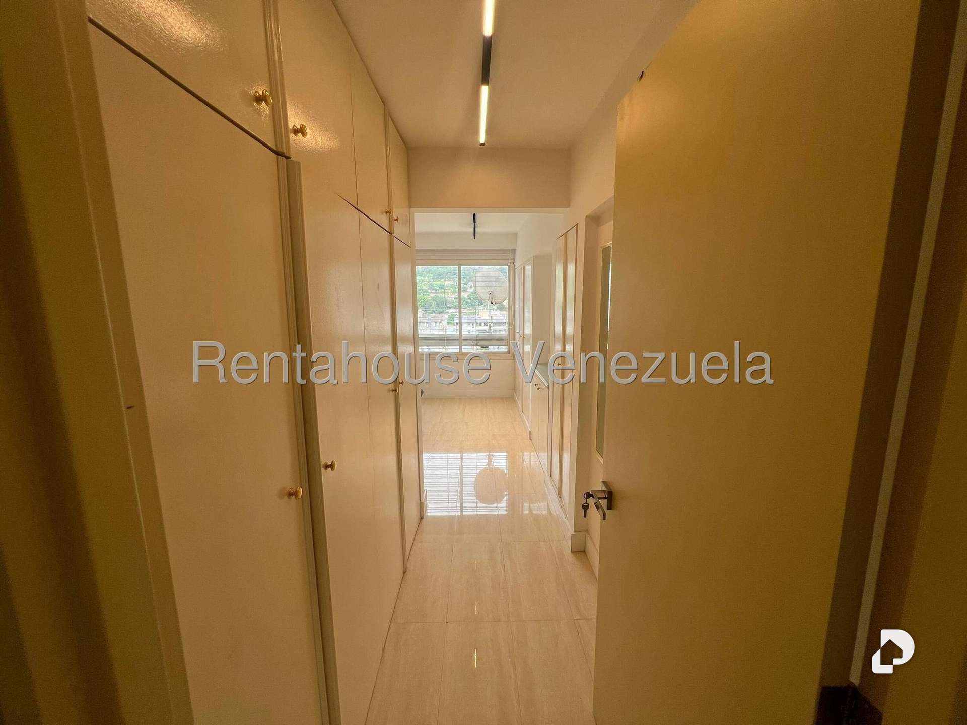 Apartamento en El Cigarral, Caracas – 12