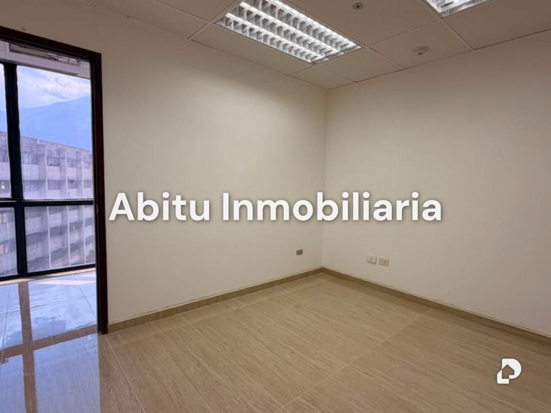Oficina en Chuao, Caracas – 5