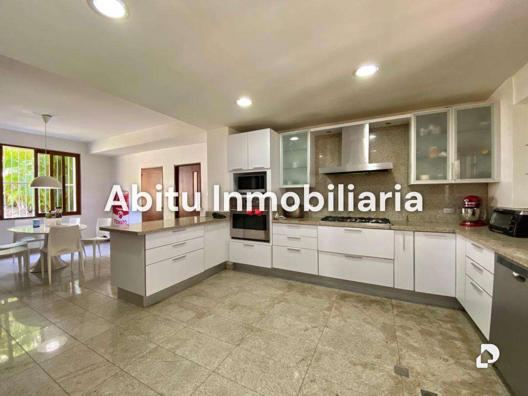Casa en La Lagunita, Caracas – 9