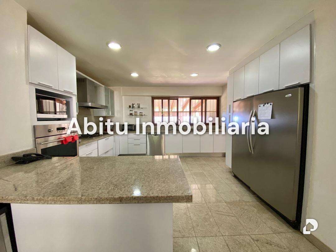 Casa en La Lagunita, Caracas – 10