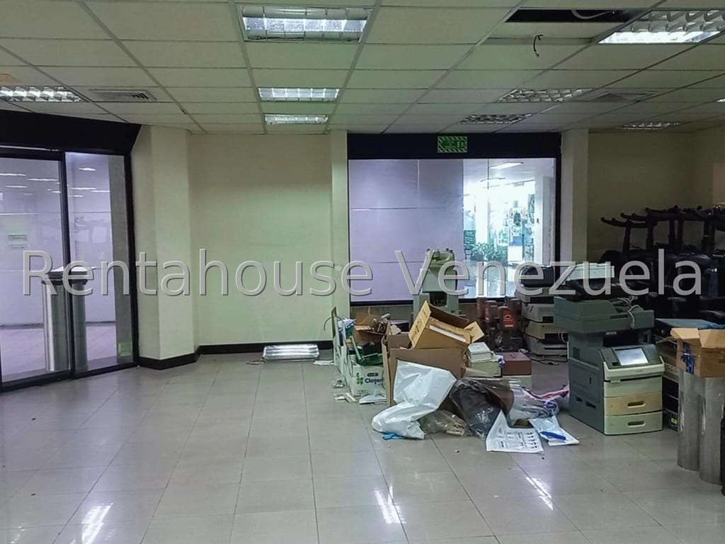Local comercial en El Cafetal, Caracas