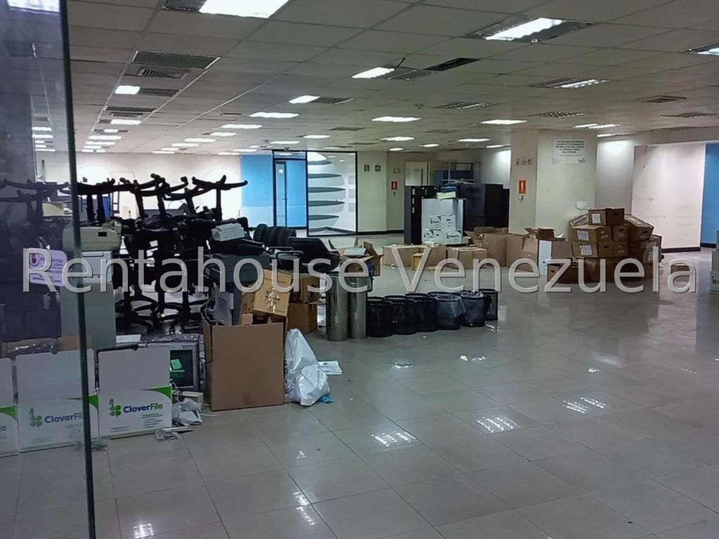 Local comercial en El Cafetal, Caracas