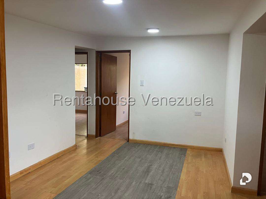 Casa en Colinas de Bello Monte, Caracas – 29